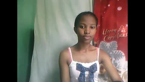 Snapshot of nathalie004 chatting on October 2025 05:49:02 AM nathalie004 online show from October 2025 05:49:02 AM