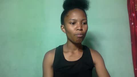 Snapshot of nathalie004 chatting on October 2025 05:33:01 AM nathalie004 online show from October 2025 05:33:01 AM