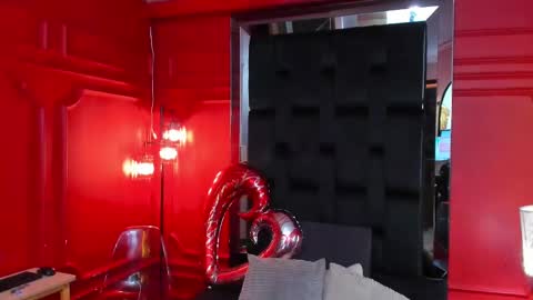 nathalie rossel online show from February 2025 12:30:01 AM