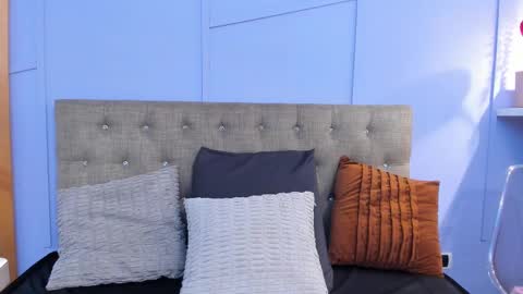 nathalie rossel online show from September 2025 06:20:02 PM