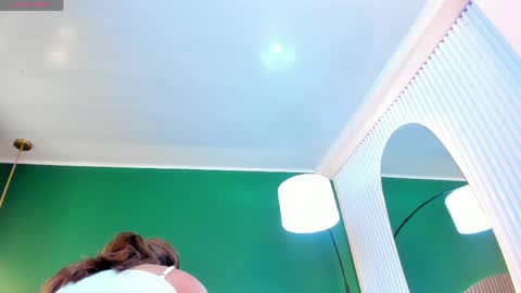 nathalie rossel online show from April 2026 07:07:02 PM