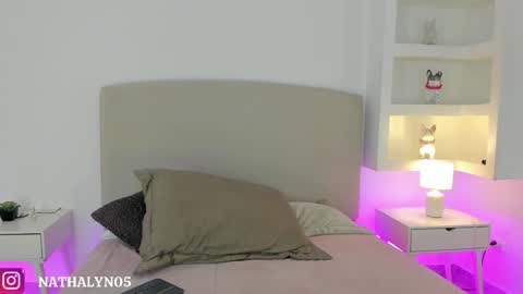 NATHALY  online show from December 2025 10:35:02 AM