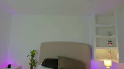 Snapshot of nathalyn05 chatting on February 2026 10:43:01 AM NATHALY online show from February 2026 10:43:01 AM