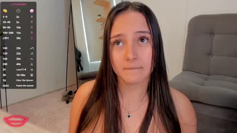Snapshot of nathalyxx_ chatting on December 2024 05:21:01 PM nathalyxx_ online show from December 2024 05:21:01 PM