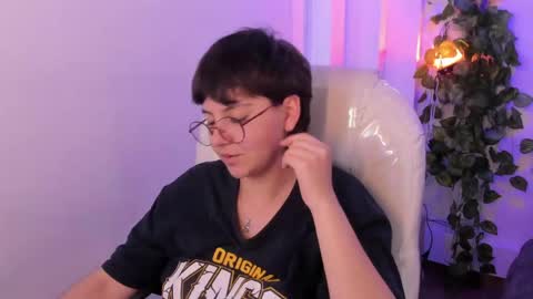 nathalyy_ds online show from April 2026 06:44:02 PM