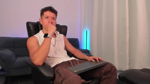 Nathan online show from September 2025 09:17:02 PM