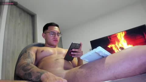 nathan_gross online show from April 2026 01:42:02 AM