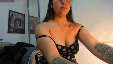 Natalia Torres online show from September 2025 06:12:02 PM