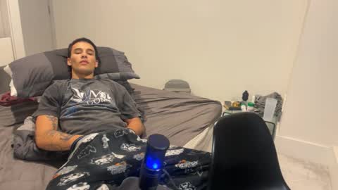 native_boy2 online show from March 2026 05:38:01 PM