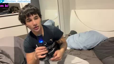 native_boy2 online show from July 2026 06:24:02 PM