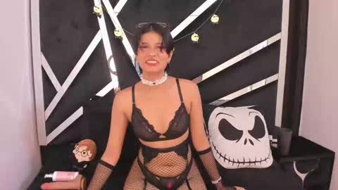 Snapshot of natsumiht chatting on October 2025 05:26:02 AM natsumiht online show from October 2025 05:26:02 AM