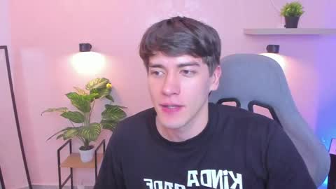 Nathaniel online show from April 2026 10:23:02 PM