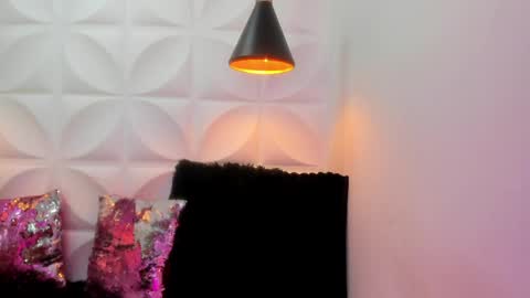 Natty Natasha online show from April 2026 11:40:02 AM