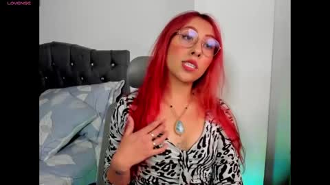 nattysmmith online show from February 2025 10:04:02 PM