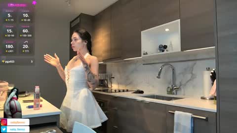 NATTY FIERROS online show from December 2024 05:44:01 PM