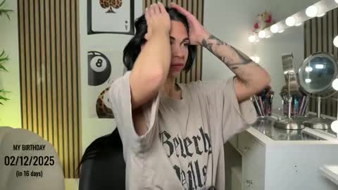 NATTY FIERROS online show from November 2025 08:09:02 AM