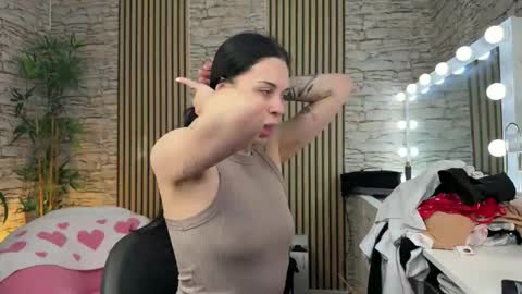 NATTY FIERROS online show from February 2026 12:15:02 AM