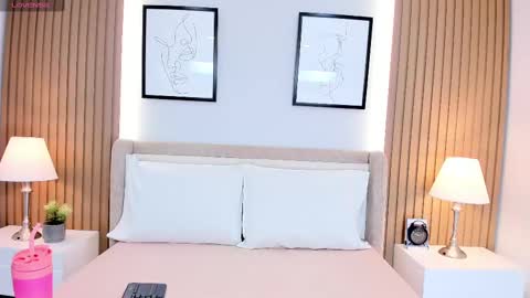 Jazmin Bigboobs online show from September 2025 01:04:01 PM