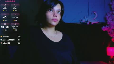 Snapshot of naturaltitss_ chatting on July 2026 07:42:02 PM Gwen online show from July 2026 07:42:02 PM