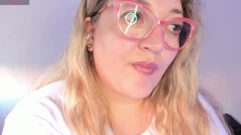 Nataly online show from April 2026 06:10:01 PM