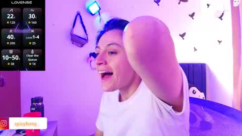 Snapshot of naty_lux19 chatting on October 2025 08:48:02 AM Fernanda online show from October 2025 08:48:02 AM