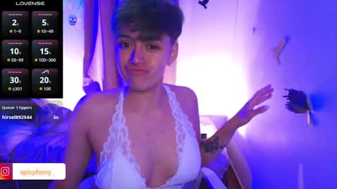 Snapshot of naty_lux19 chatting on October 2025 10:28:02 AM Fernanda online show from October 2025 10:28:02 AM