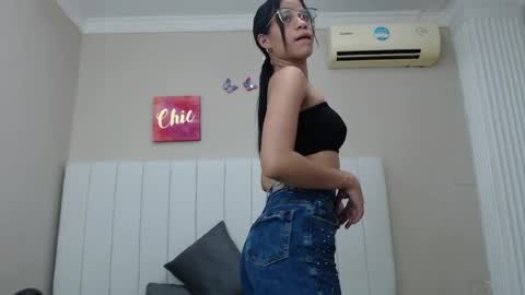 Snapshot of naty_pinkk chatting on May 2026 01:29:02 PM naty_pinkk online show from May 2026 01:29:02 PM