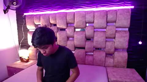 Snapshot of natyyalex chatting on October 2025 09:46:01 PM Naty y Alex online show from October 2025 09:46:01 PM