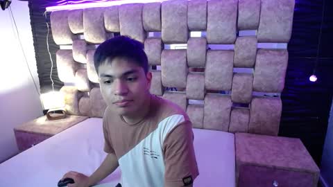 Snapshot of natyyalex chatting on November 2025 07:57:02 PM Naty y Alex online show from November 2025 07:57:02 PM