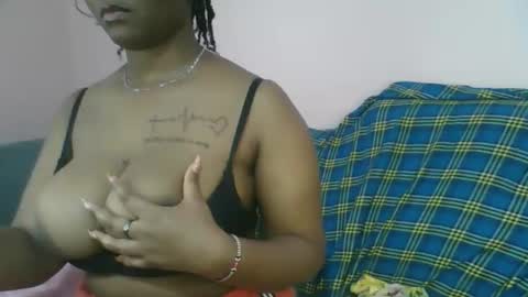 naughti_garlie online show from October 2025 08:24:02 AM