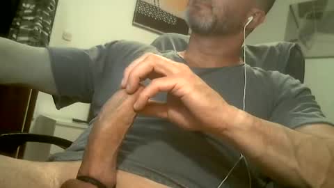 Snapshot of naughty433 chatting on July 2026 09:32:01 PM naughty433 online show from July 2026 09:32:01 PM