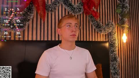 Christopher  Chris online show from December 2024 12:30:01 PM