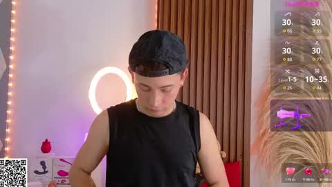 Christopher  Chris online show from September 2025 01:35:01 PM