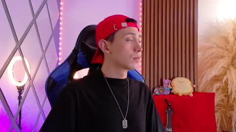 Christopher  Chris online show from September 2025 11:45:01 AM