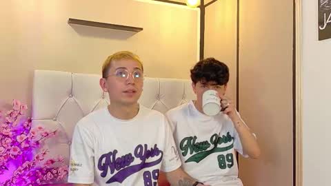 Christopher  Chris online show from October 2025 12:51:01 PM