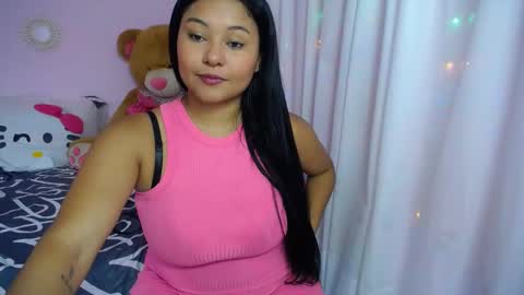Snapshot of naughty_ariel chatting on March 2025 07:06:02 PM Zoe online show from March 2025 07:06:02 PM