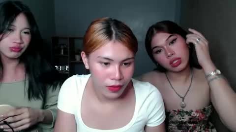 naughty_ashleyxx online show from February 2025 12:02:02 PM