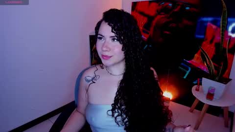 Snapshot of naughty_butt chatting on September 2025 04:31:02 PM Megan online show from September 2025 04:31:02 PM