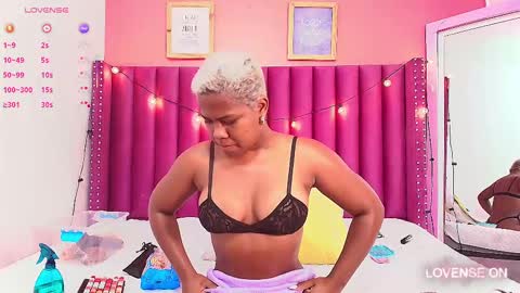 SASHA  online show from February 2025 12:52:02 PM