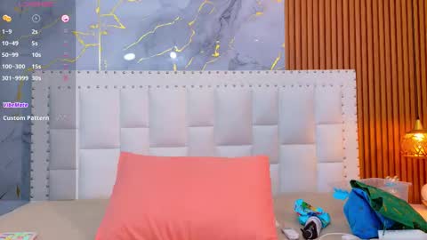 SASHA  online show from September 2025 07:41:02 PM