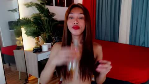 Snapshot of naughty_francine chatting on July 2026 01:58:33 AM naughty_francine online show from July 2026 01:58:33 AM
