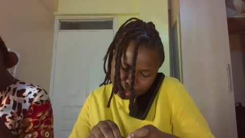 naughty_jazmine online show from October 2025 05:43:01 PM