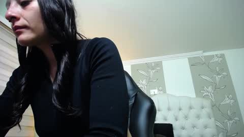 Kitten online show from January 2025 11:26:02 AM