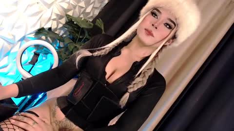 Snapshot of naughty_lexie69xx chatting on December 2024 09:06:01 PM GODDESS LEXIE online show from December 2024 09:06:01 PM