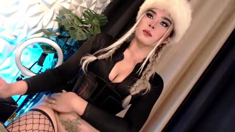 Snapshot of naughty_lexie69xx chatting on December 2024 01:11:02 AM GODDESS LEXIE online show from December 2024 01:11:02 AM