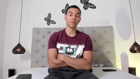 naughty_mike_01 online show from January 2025 07:29:01 PM