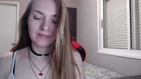 Snapshot of naughty_popa chatting on December 2024 02:08:01 AM Ann online show from December 2024 02:08:01 AM