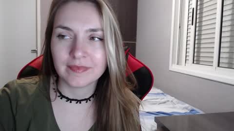 Snapshot of naughty_popa chatting on January 2025 07:03:01 AM Ann online show from January 2025 07:03:01 AM