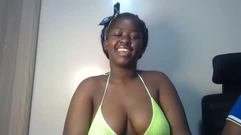 Snapshot of naughty_sluttygal chatting on September 2025 05:25:01 PM Lydiah online show from September 2025 05:25:01 PM