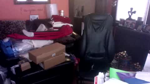 naughtybone online show from April 2026 01:53:01 PM